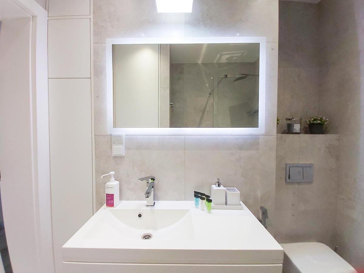 Apartament Bella Rosa Z Podziemnym Parkingiem Kielce Exteriér fotografie